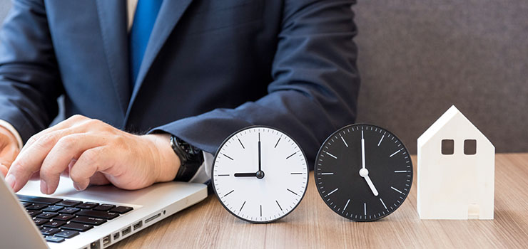 【2025年最新】働き方改革に対応した勤怠管理の重要性|企業側ですべき取り組みとシステム導入のメリット